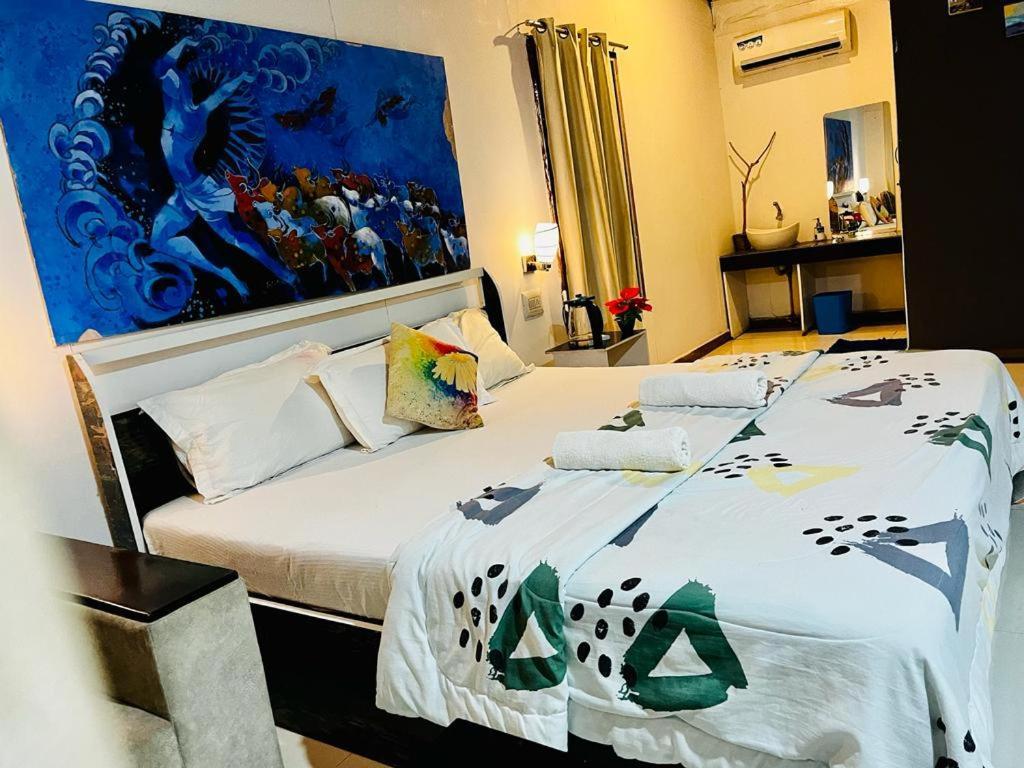 Lotus Riya Home Stay Hampi Exteriör bild